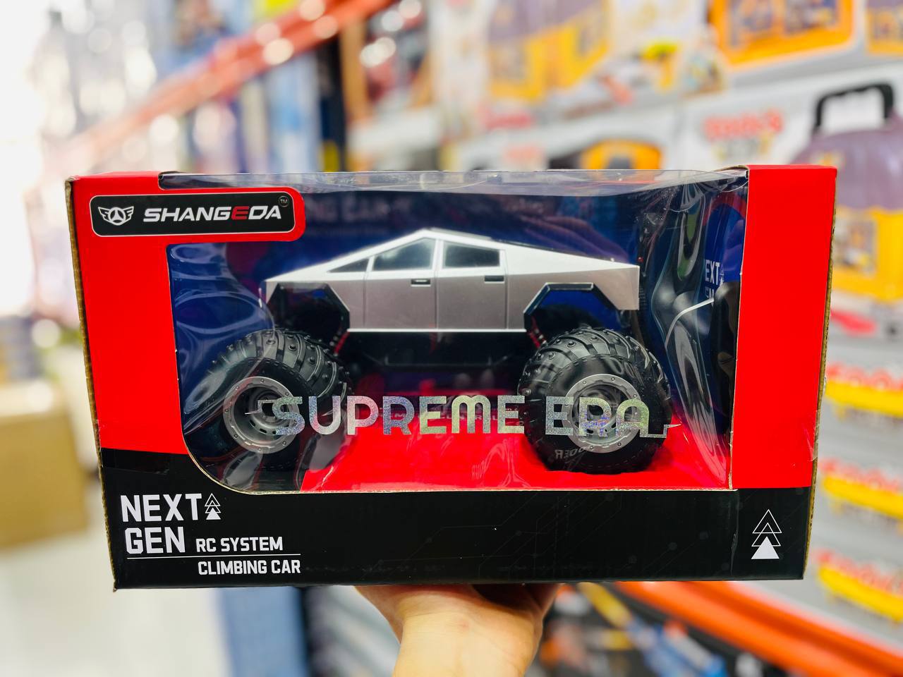ماشین کنترلی آفرود طرح تسلا سایبرتراک شنگدا مدل Supreme EQ با قابلیت صخره‌نوردی